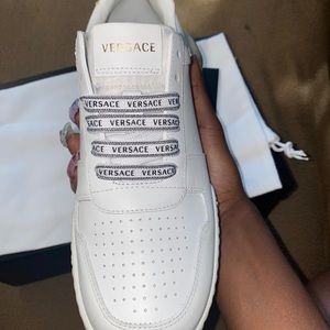 versace ilus sneakers